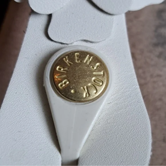 EUC Birkenstock Gizeh Floral White Leather Sandal. 3d Leather Flowers. EU37, Reg - Picture 12 of 12